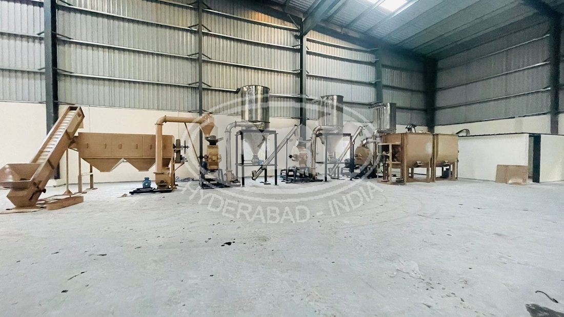 Automatic 3 Operation Chilly Plant with Cleaning System and Blender